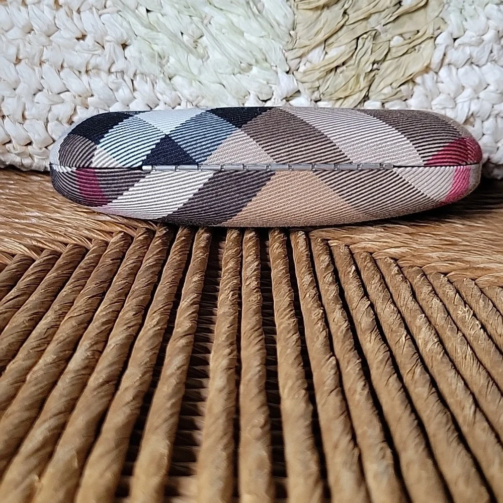 Burberry hard eyeglass/sunglass case